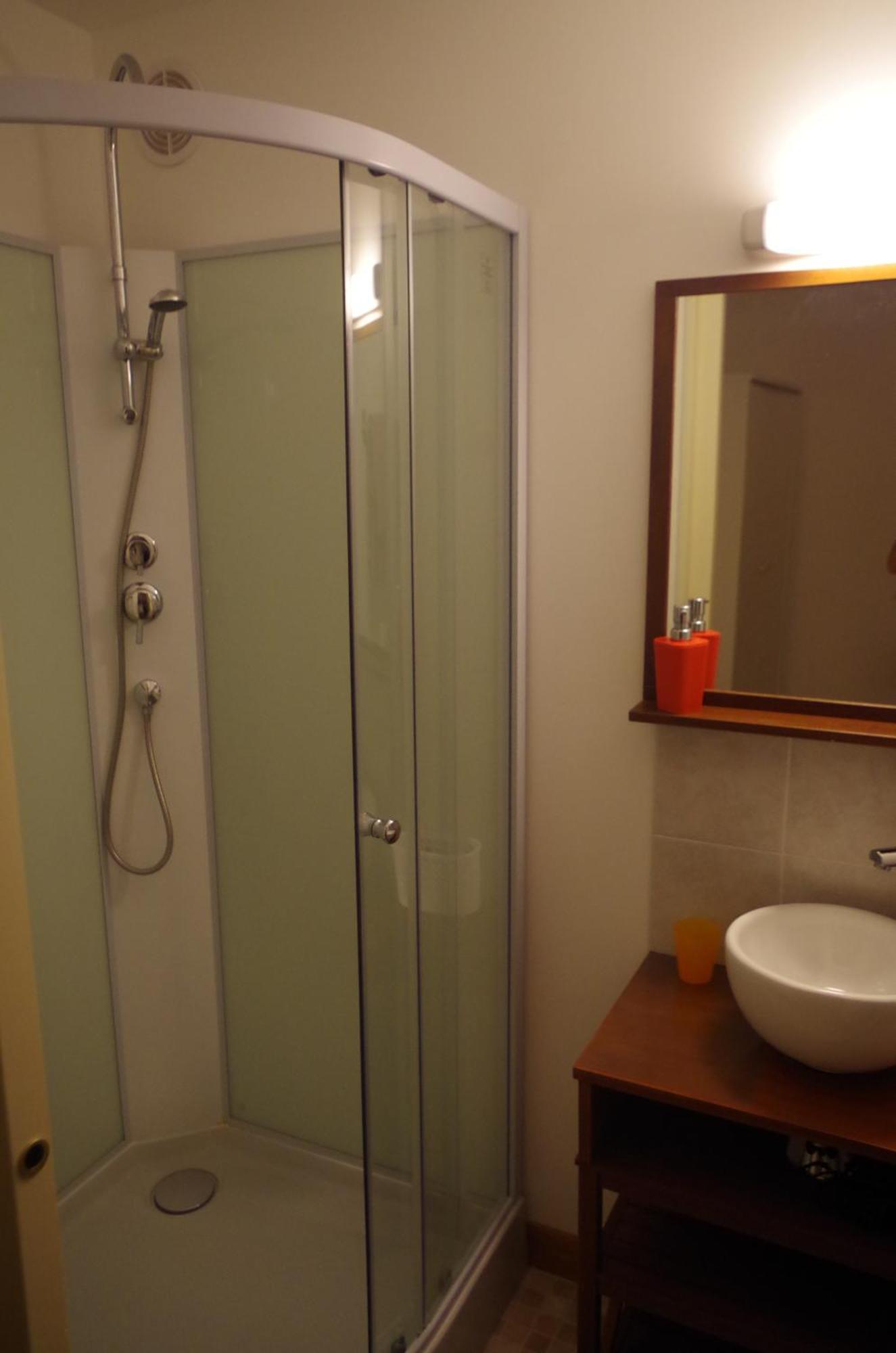 Maison D'Hotes Le Cadran Solaire Courcelles  Стая снимка